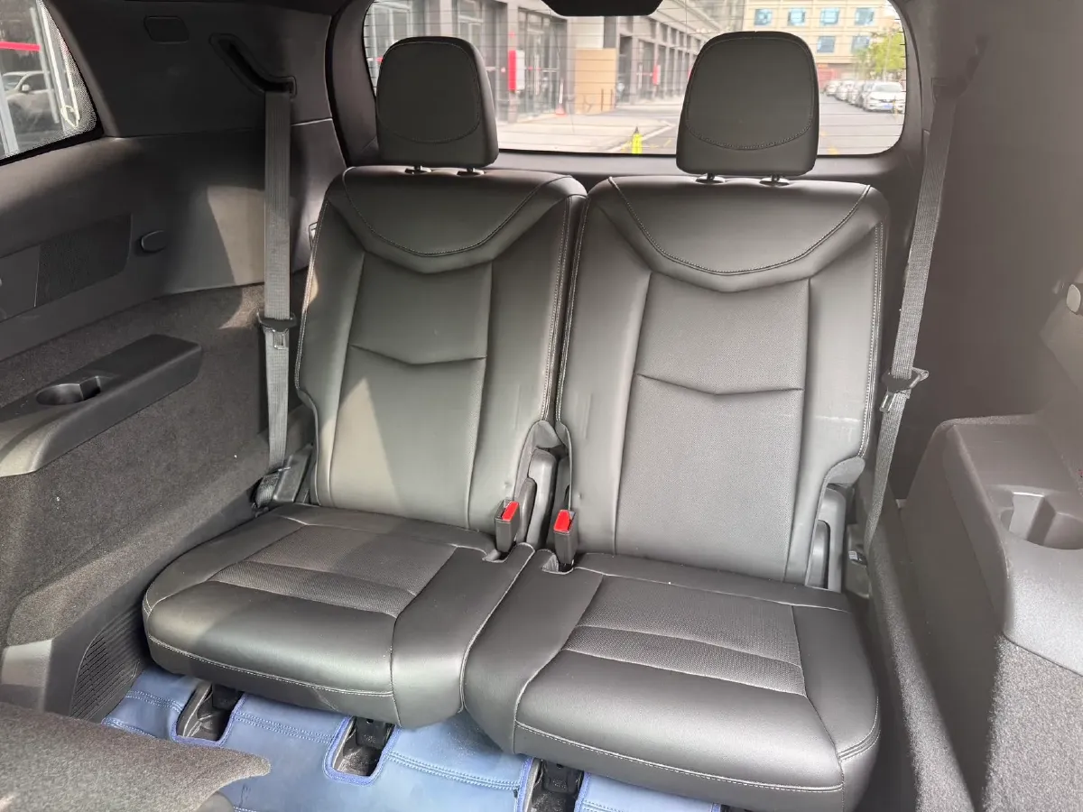 2020 Cadillac XT6 2.0T 241HP L4 9AT,autocango,china used car exporter,china ev exporter,chinese used car exporter,chinese used ev exporter