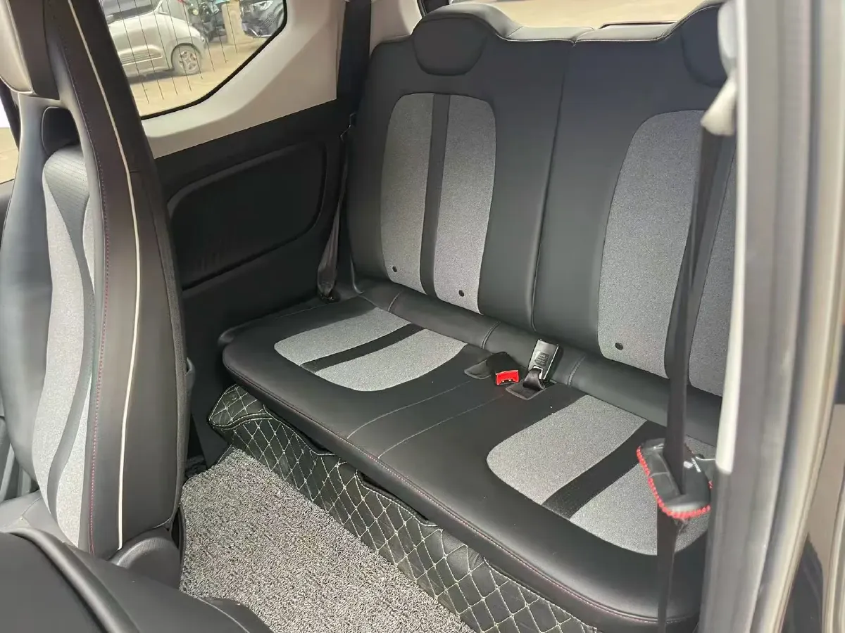 2022 WuLing HongGuang MINI EV BEV 26.5KWH,autocango,china used car exporter,china ev exporter,chinese used car exporter,chinese used ev exporter