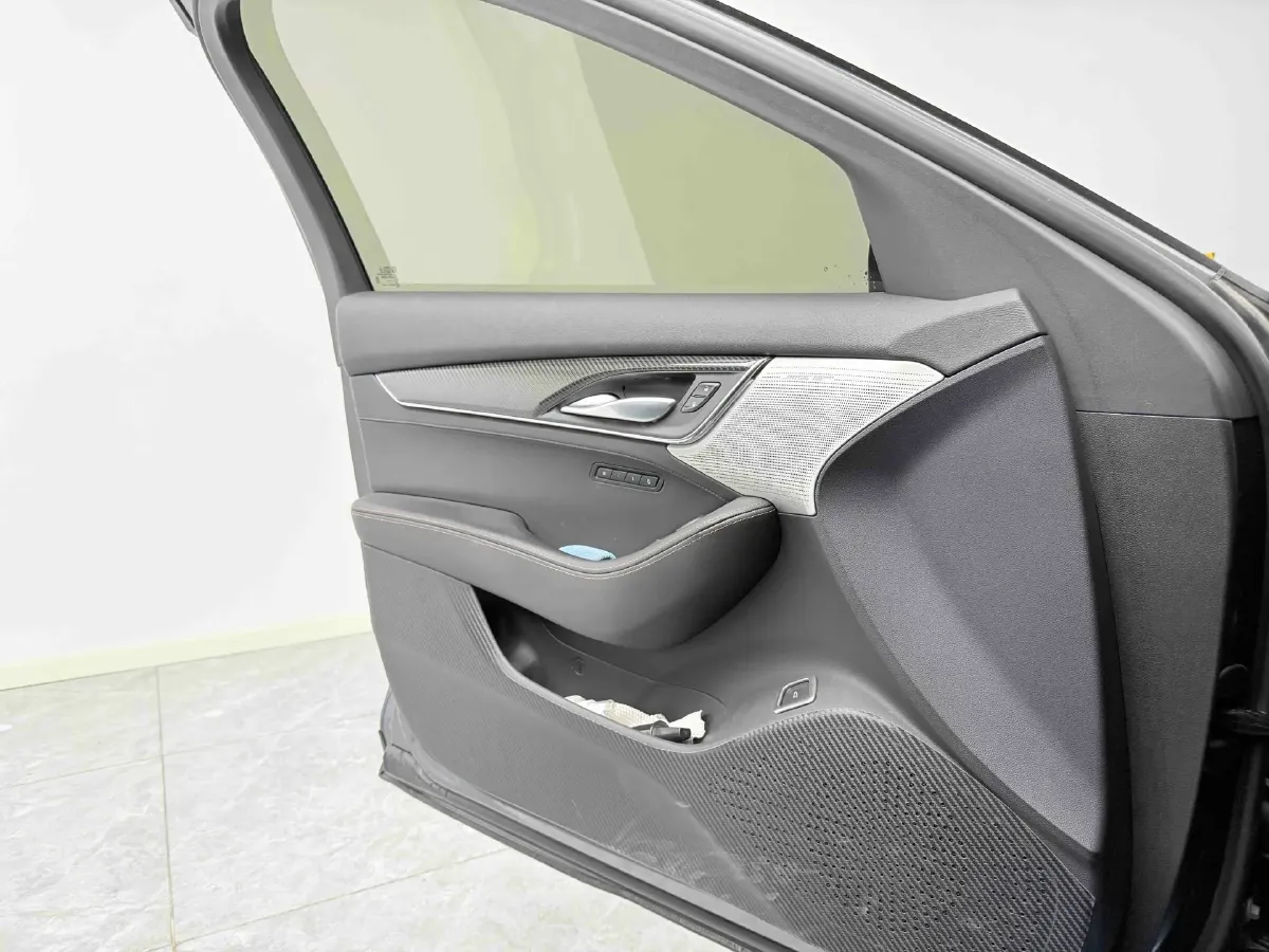 2020 Cadillac CT5 2.0T 241HP L4 10AT,autocango,china used car exporter,china ev exporter,chinese used car exporter,chinese used ev exporter