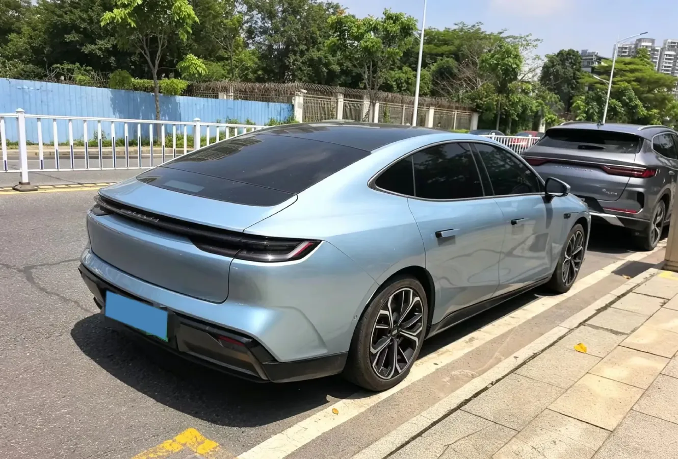 2025 Geely Galaxy E8 BEV 76KWH,autocango,china used car exporter,china ev exporter,chinese used car exporter,chinese used ev exporter