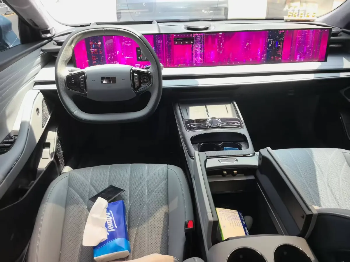 2025 Geely Galaxy E8 BEV 76KWH,autocango,china used car exporter,china ev exporter,chinese used car exporter,chinese used ev exporter