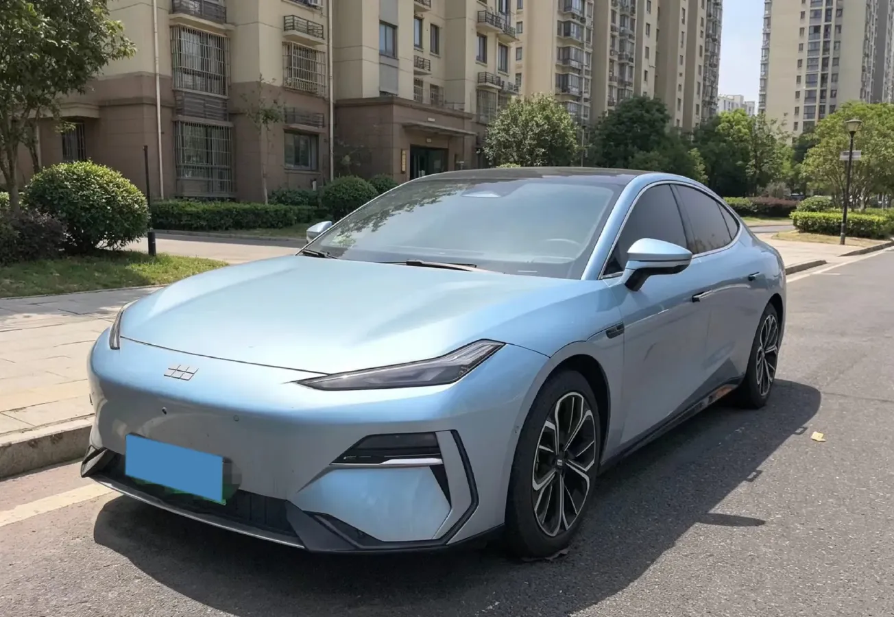2025 Geely Galaxy E8 BEV 76KWH,autocango,china used car exporter,china ev exporter,chinese used car exporter,chinese used ev exporter