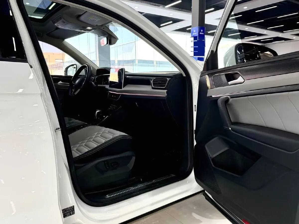 2023 Volkswagen Tayron 1.4T 150HP L4 7DCT,autocango,china used car exporter,china ev exporter,chinese used car exporter,chinese used ev exporter