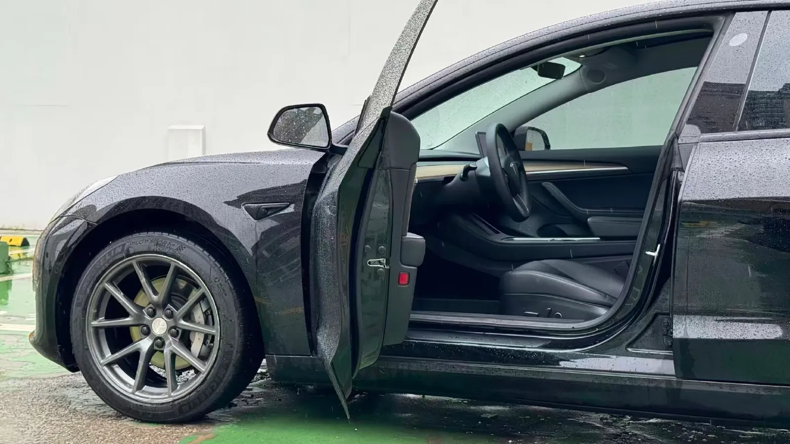 2021 Tesla Model 3 BEV 55KWH,autocango,china used car exporter,china ev exporter,chinese used car exporter,chinese used ev exporter