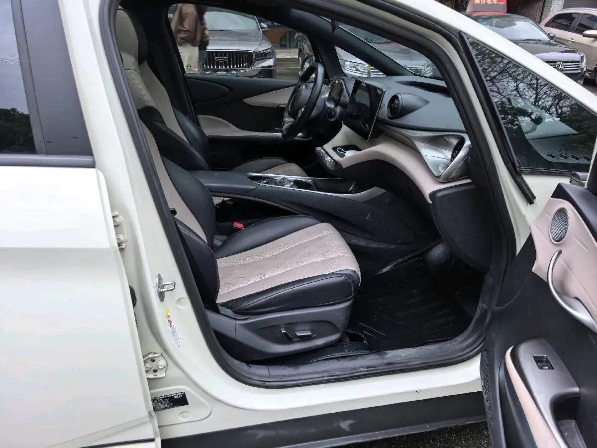 2023 BYD Dolphin BEV 44.928KWH,autocango,china used car exporter,china ev exporter,chinese used car exporter,chinese used ev exporter