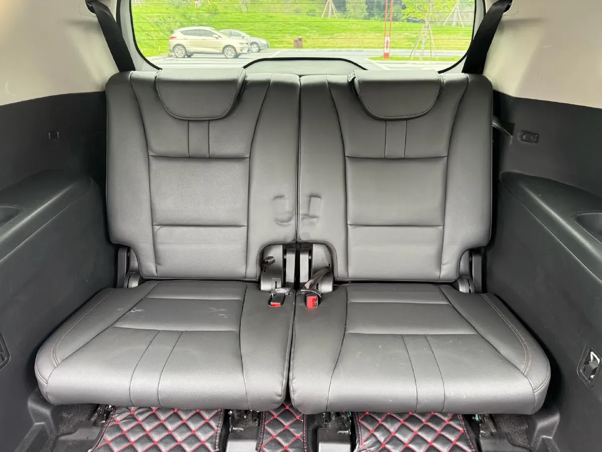 2017 GAC Trumpchi GS8 2.0T 201HP L4 6AT,autocango,china used car exporter,china ev exporter,chinese used car exporter,chinese used ev exporter