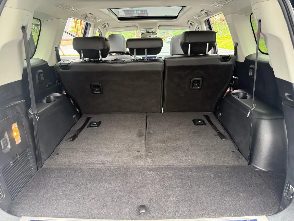 2017 GAC Trumpchi GS8 2.0T 201HP L4 6AT,autocango,china used car exporter,china ev exporter,chinese used car exporter,chinese used ev exporter