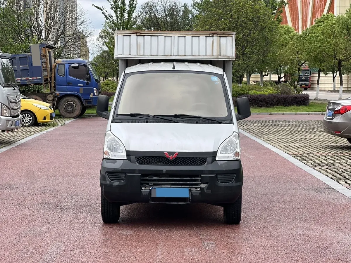 2020 WuLing RongGuang Mini Truck 1.5L 99HP L4 5MT,autocango,china used car exporter,china ev exporter,chinese used car exporter,chinese used ev exporter