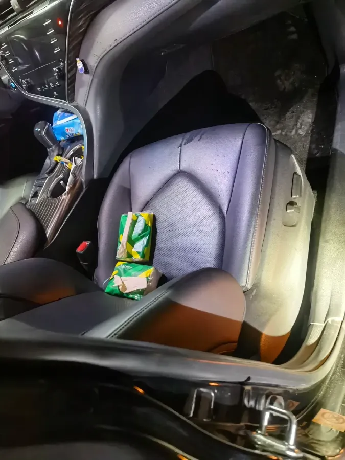 2019 Toyota Camry 2.5L 209HP L4 8AT,autocango,china used car exporter,china ev exporter,chinese used car exporter,chinese used ev exporter