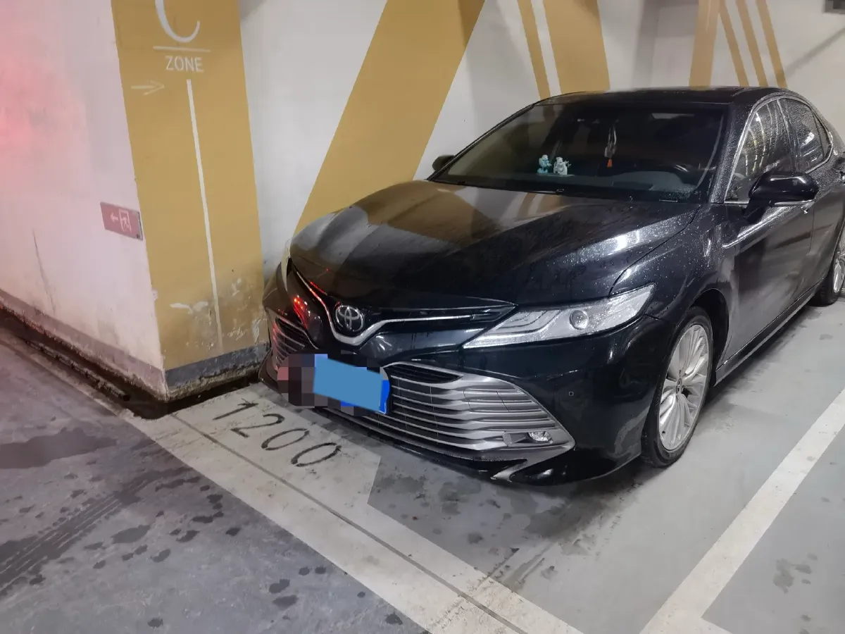 2019 Toyota Camry 2.5L 209HP L4 8AT,autocango,china used car exporter,china ev exporter,chinese used car exporter,chinese used ev exporter