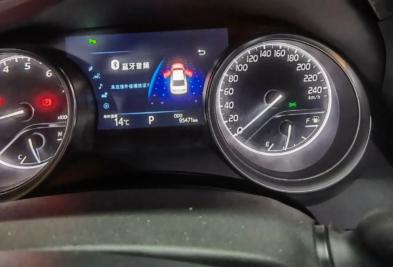 2019 Toyota Camry 2.5L 209HP L4 8AT,autocango,china used car exporter,china ev exporter,chinese used car exporter,chinese used ev exporter