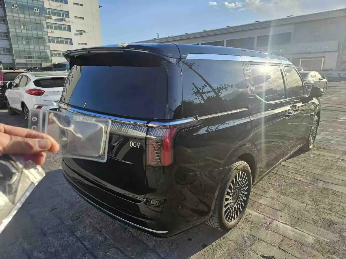 2024 Zeekr 009 BEV 108KWH,autocango,china used car exporter,china ev exporter,chinese used car exporter,chinese used ev exporter