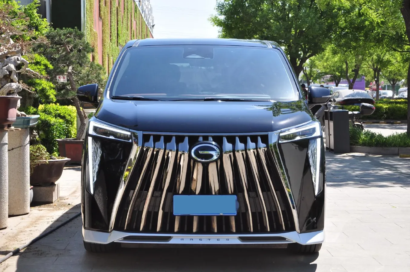 2023 GAC Trumpchi M8 2.0T 190HP L4 E-CVT Hybrid,autocango,china used car exporter,china ev exporter,chinese used car exporter,chinese used ev exporter