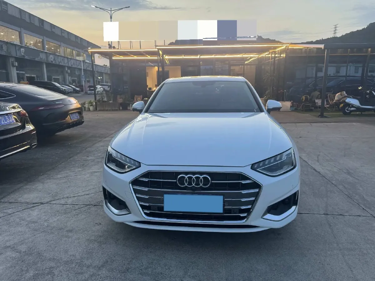 2020 Audi A4L 2.0T 190HP L4 7DCT,autocango,china used car exporter,china ev exporter,chinese used car exporter,chinese used ev exporter