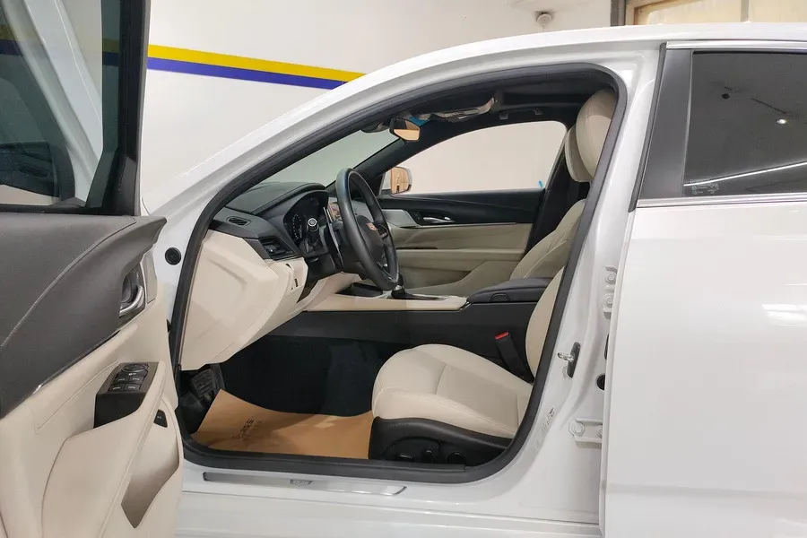 2023 Cadillac CT4 1.5T 211HP L4 8AT,autocango,china used car exporter,china ev exporter,chinese used car exporter,chinese used ev exporter