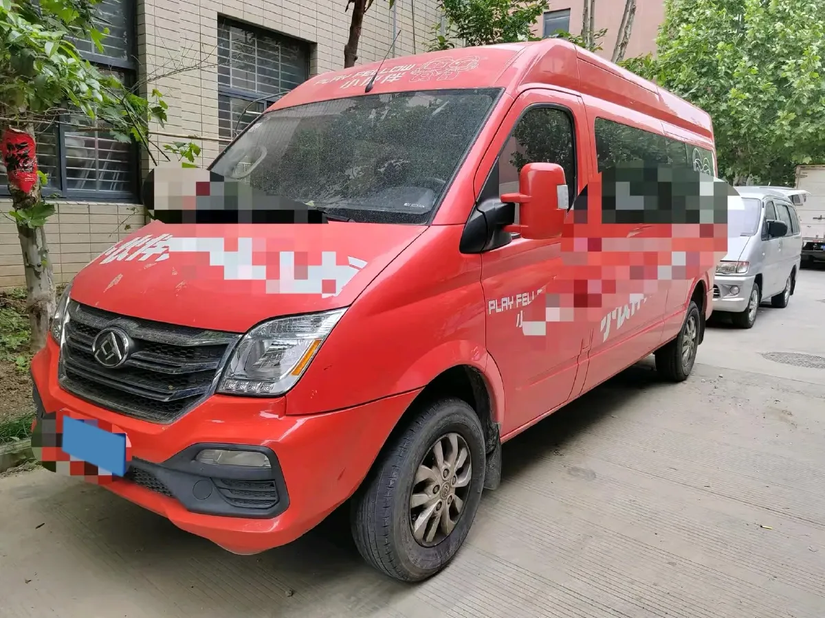 2019 MAXUS XinTu V80 2.0T 139HP L4 6MT,autocango,china used car exporter,china ev exporter,chinese used car exporter,chinese used ev exporter