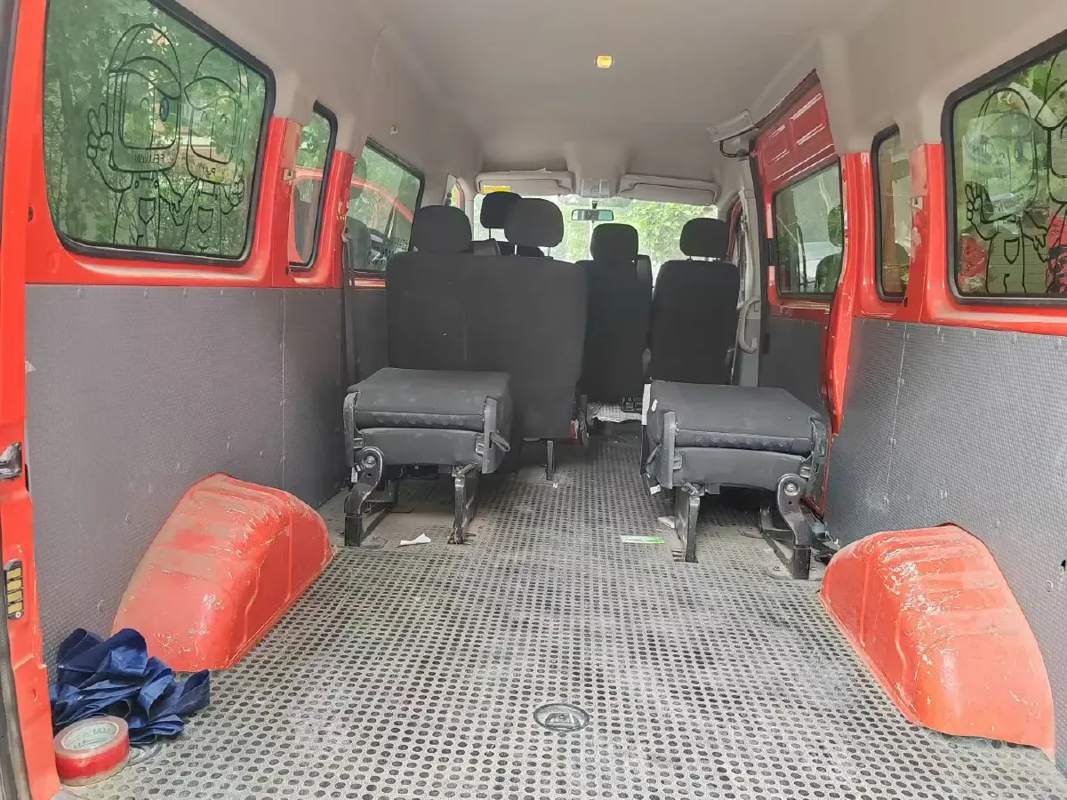 2019 MAXUS XinTu V80 2.0T 139HP L4 6MT,autocango,china used car exporter,china ev exporter,chinese used car exporter,chinese used ev exporter