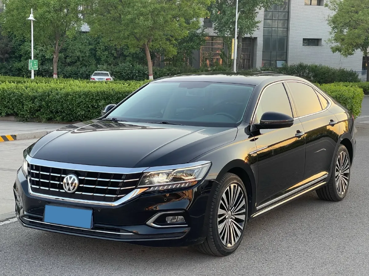 2019 Volvo V40 1.5T 152HP L4 6AT,autocango,china used car exporter,china ev exporter,chinese used car exporter,chinese used ev exporter