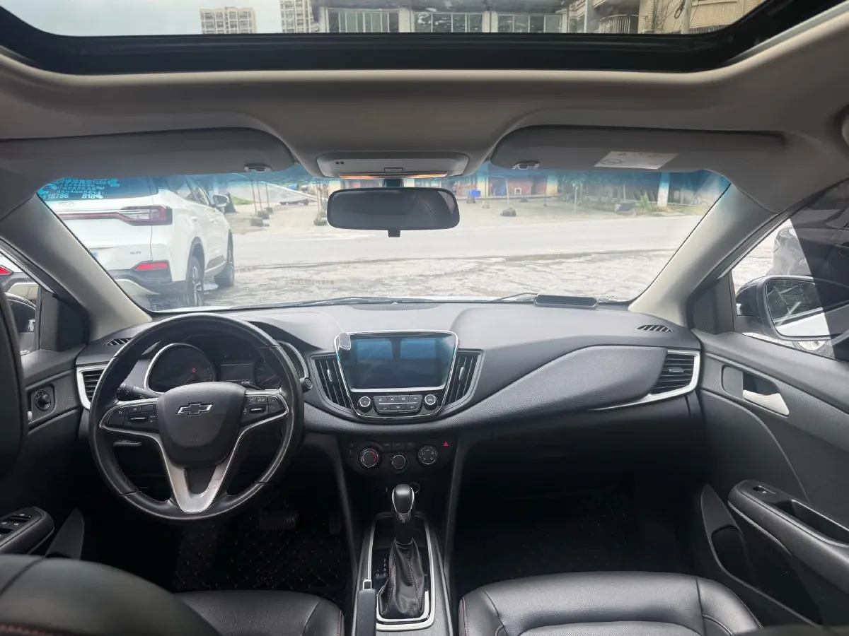 2020 Chevrolet Monza 1.0T 125HP L3 6DCT,autocango,china used car exporter,china ev exporter,chinese used car exporter,chinese used ev exporter