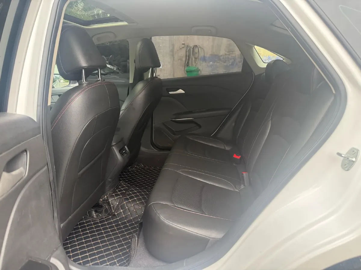 2020 Chevrolet Monza 1.0T 125HP L3 6DCT,autocango,china used car exporter,china ev exporter,chinese used car exporter,chinese used ev exporter