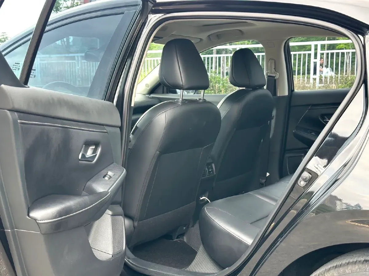 2023 Nissan Sylphy 1.6L 135HP L4 CVT,autocango,china used car exporter,china ev exporter,chinese used car exporter,chinese used ev exporter