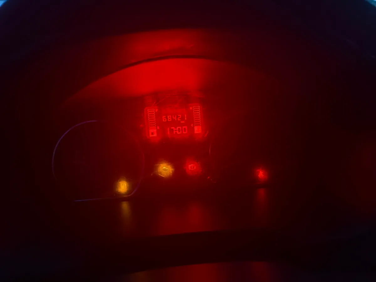 2019 WuLing HongGuang V 1.5L 99HP L4 6MT,autocango,china used car exporter,china ev exporter,chinese used car exporter,chinese used ev exporter