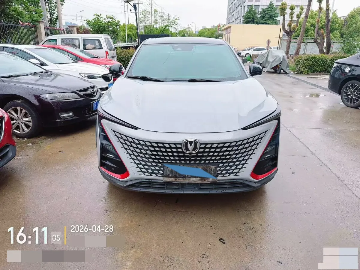 2020 ChangAn UNI-T 1.5T 180HP L4 7DCT,autocango,china used car exporter,china ev exporter,chinese used car exporter,chinese used ev exporter