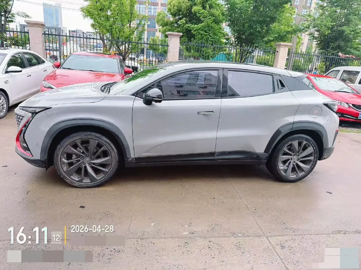 2020 ChangAn UNI-T 1.5T 180HP L4 7DCT,autocango,china used car exporter,china ev exporter,chinese used car exporter,chinese used ev exporter