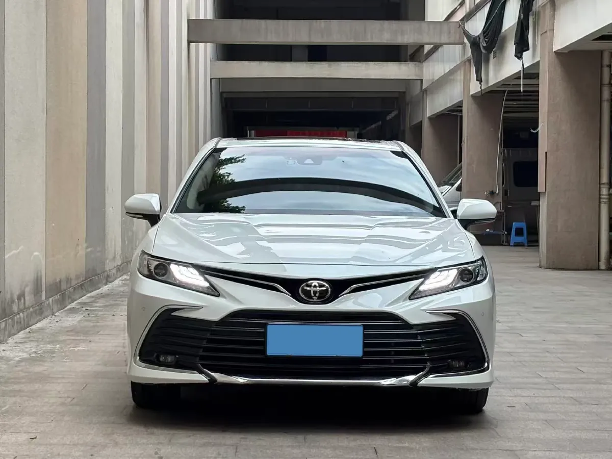 2023 Toyota Camry 2.0L 177HP L4 CVT,autocango,china used car exporter,china ev exporter,chinese used car exporter,chinese used ev exporter