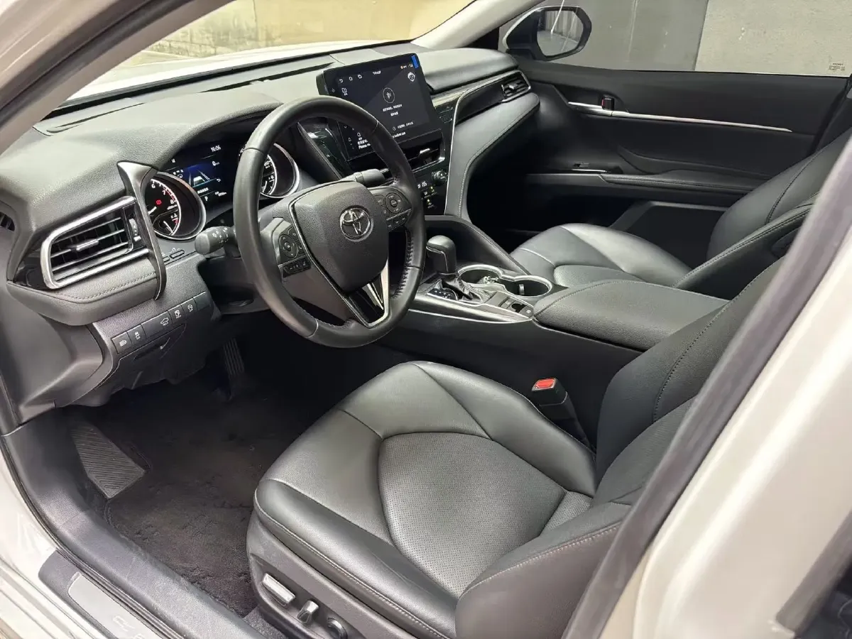 2023 Toyota Camry 2.0L 177HP L4 CVT,autocango,china used car exporter,china ev exporter,chinese used car exporter,chinese used ev exporter