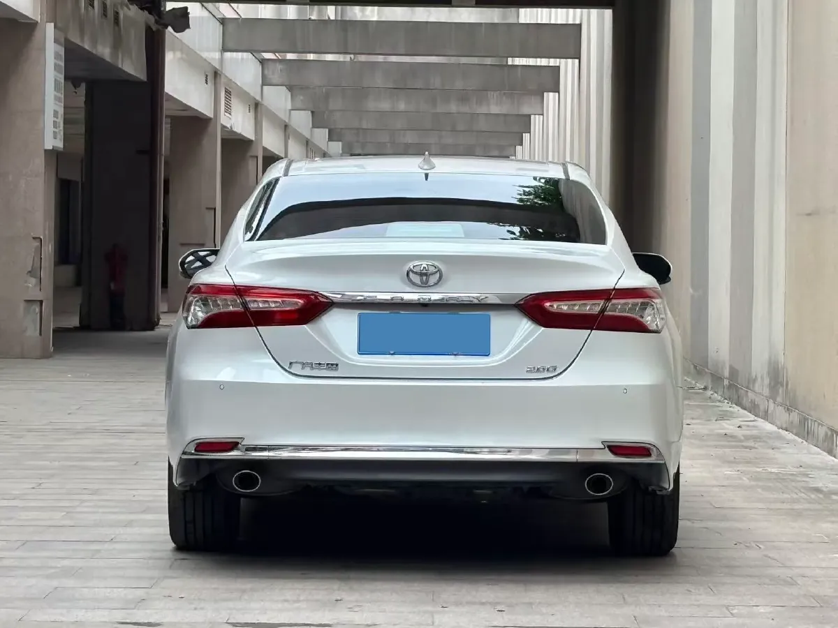 2023 Toyota Camry 2.0L 177HP L4 CVT,autocango,china used car exporter,china ev exporter,chinese used car exporter,chinese used ev exporter