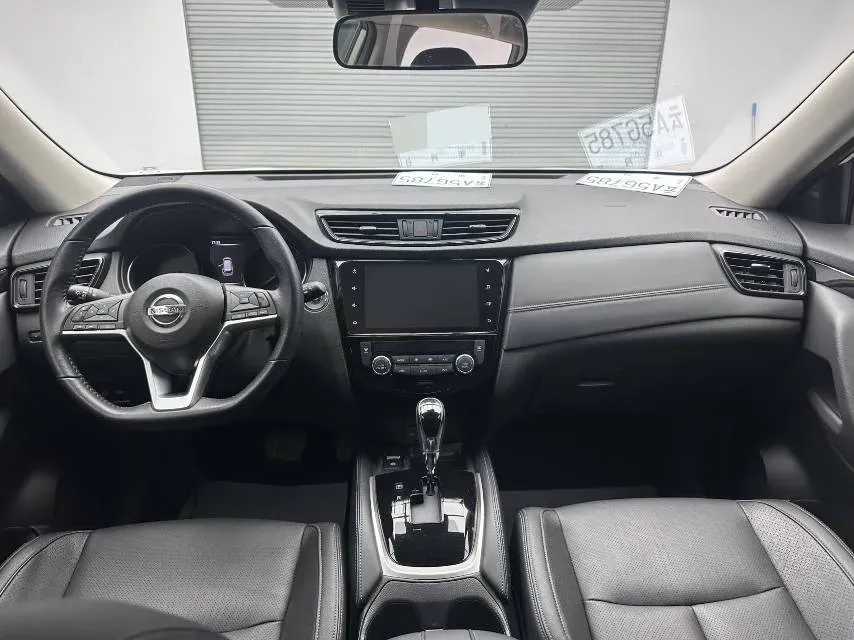 2022 Nissan X-Trail 2.0L 151HP L4 CVT,autocango,china used car exporter,china ev exporter,chinese used car exporter,chinese used ev exporter