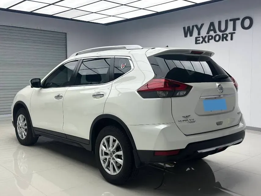 2022 Nissan X-Trail 2.0L 151HP L4 CVT,autocango,china used car exporter,china ev exporter,chinese used car exporter,chinese used ev exporter