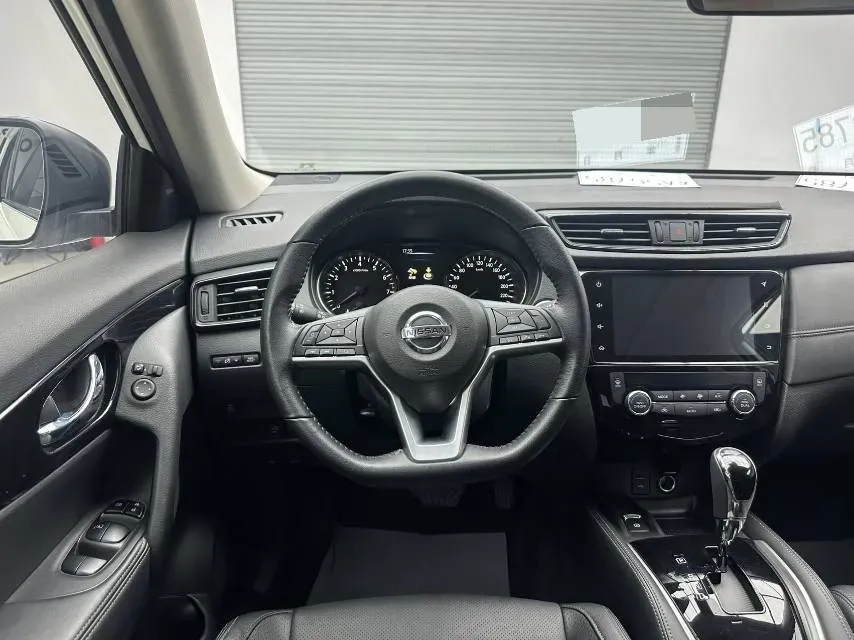 2022 Nissan X-Trail 2.0L 151HP L4 CVT,autocango,china used car exporter,china ev exporter,chinese used car exporter,chinese used ev exporter