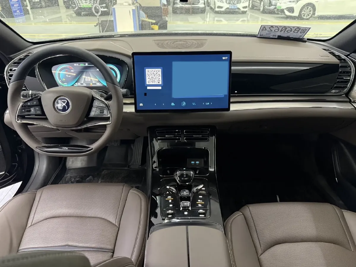 2020 WEY VV7 2.0T 227HP L4 7DCT PHEV,autocango,china used car exporter,china ev exporter,chinese used car exporter,chinese used ev exporter