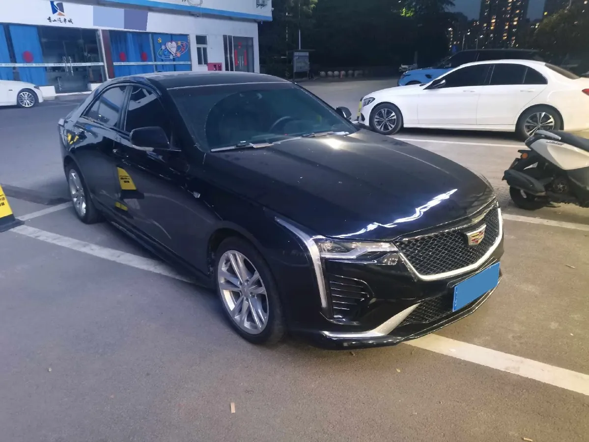 2021 Cadillac CT4 2.0T 237HP L4 8AT,autocango,china used car exporter,china ev exporter,chinese used car exporter,chinese used ev exporter