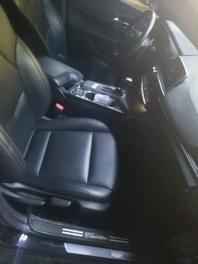 2021 Cadillac CT4 2.0T 237HP L4 8AT,autocango,china used car exporter,china ev exporter,chinese used car exporter,chinese used ev exporter