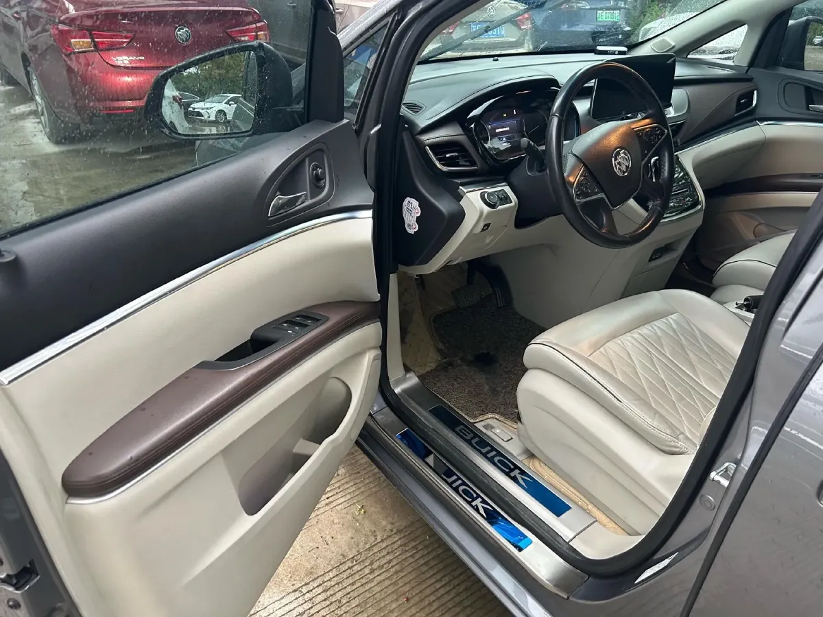 2022 Buick GL8 2.0T 237HP L4 9AT,autocango,china used car exporter,china ev exporter,chinese used car exporter,chinese used ev exporter