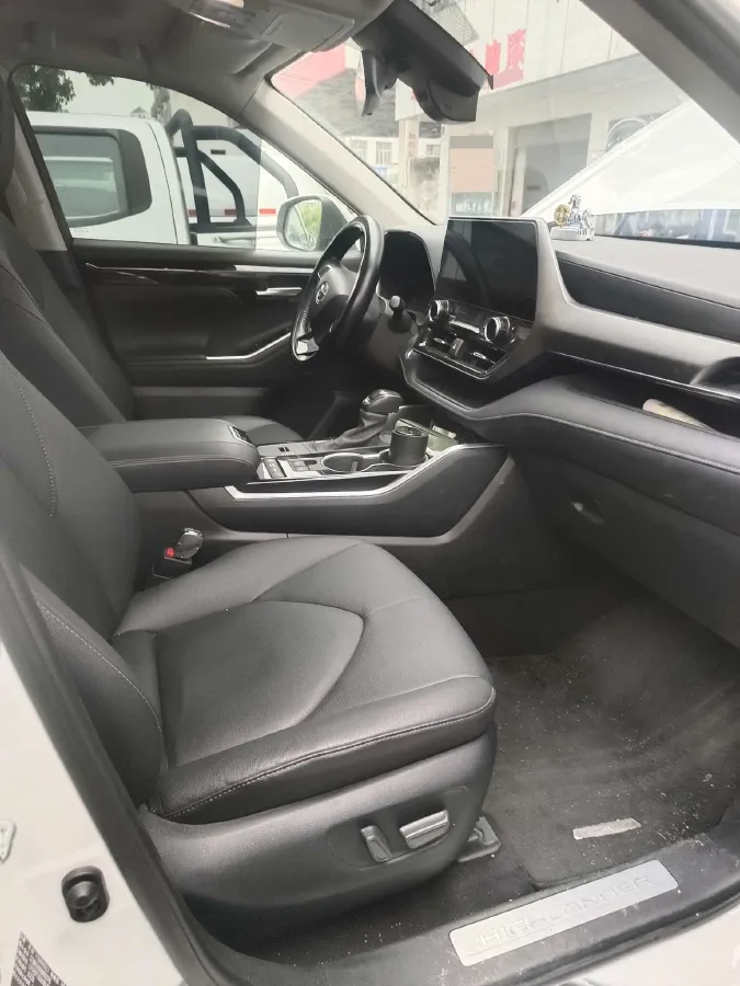 2022 Toyota Highlander 2.5L 192HP L4 E-CVT Hybrid,autocango,china used car exporter,china ev exporter,chinese used car exporter,chinese used ev exporter