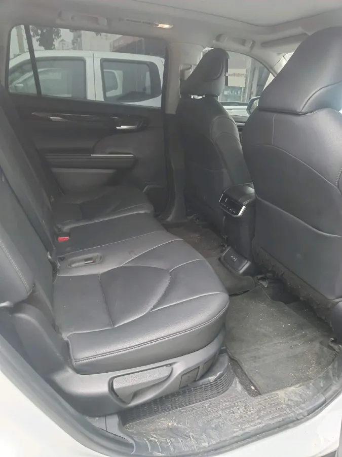 2022 Toyota Highlander 2.5L 192HP L4 E-CVT Hybrid,autocango,china used car exporter,china ev exporter,chinese used car exporter,chinese used ev exporter