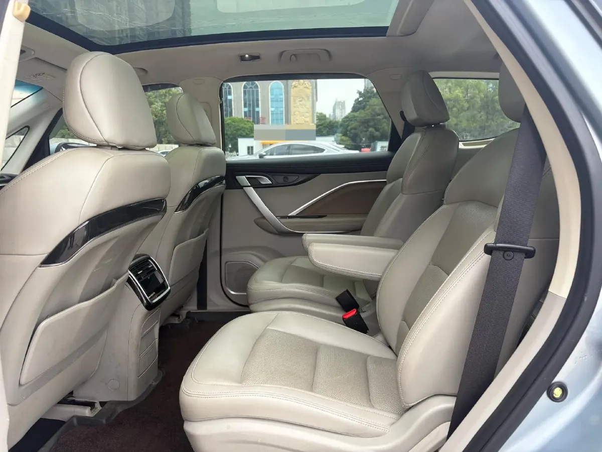 2019 Geely JiaJi 1.5T 177HP L3 7DCT,autocango,china used car exporter,china ev exporter,chinese used car exporter,chinese used ev exporter