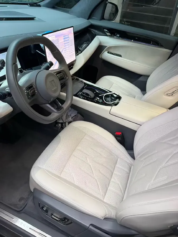 2024 Zeekr 009 BEV 108KWH,autocango,china used car exporter,china ev exporter,chinese used car exporter,chinese used ev exporter