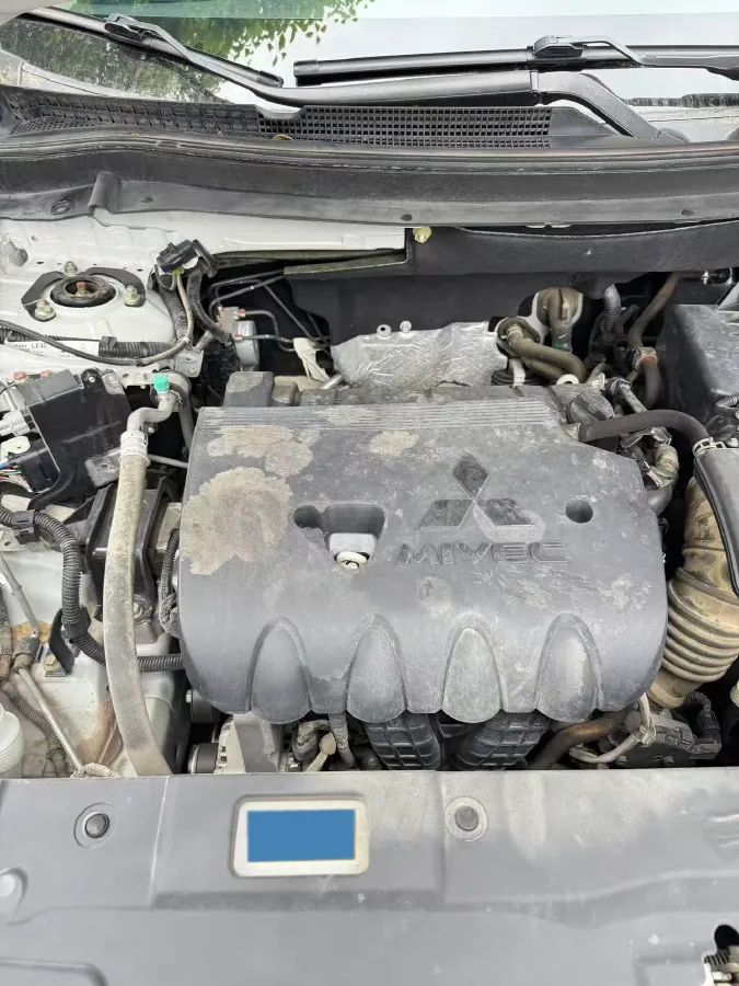 2021 Mitsubishi Outlander 2.0L 166HP L4 CVT,autocango,china used car exporter,china ev exporter,chinese used car exporter,chinese used ev exporter