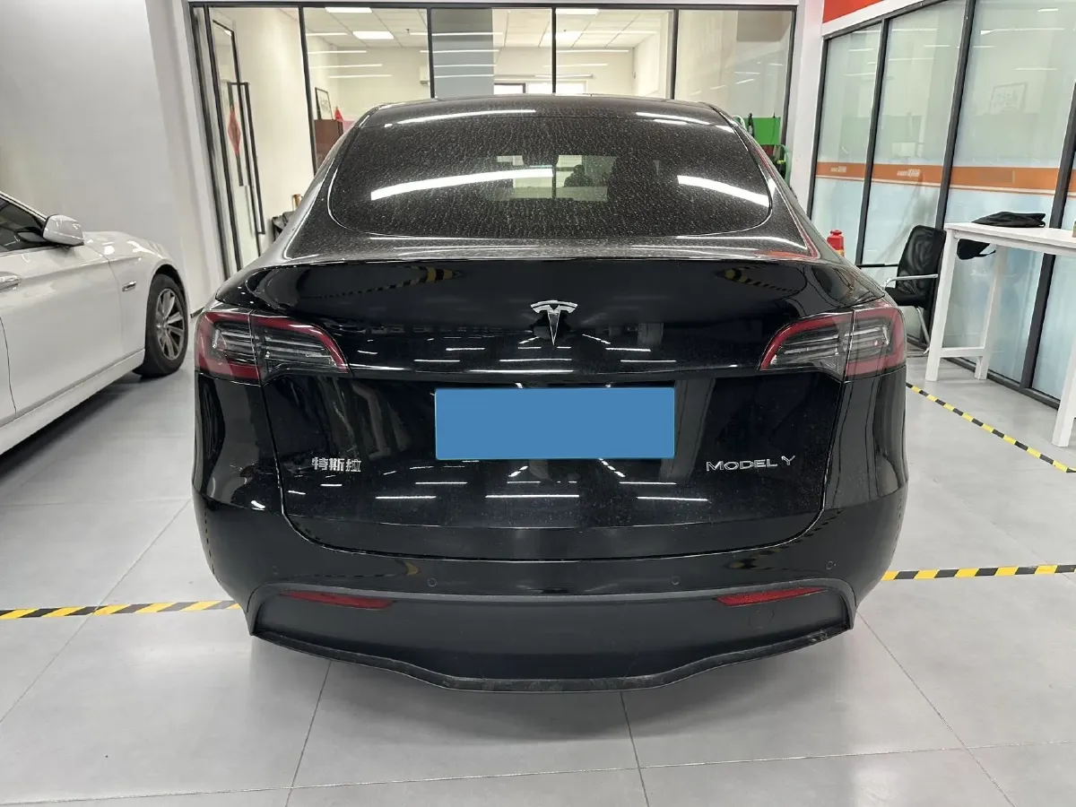 2022 Tesla Model Y BEV 60KWH,autocango,china used car exporter,china ev exporter,chinese used car exporter,chinese used ev exporter