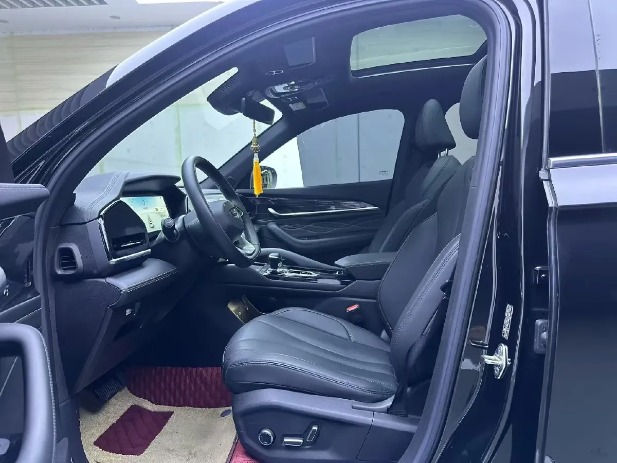 2024 Geely Monjaro 2.0T 218HP L4 7DCT,autocango,china used car exporter,china ev exporter,chinese used car exporter,chinese used ev exporter