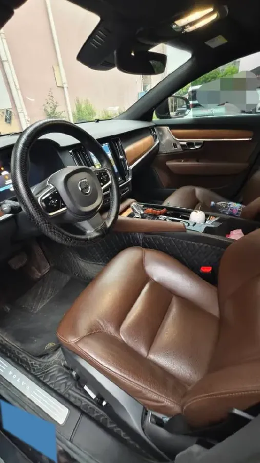 2022 Volvo S90 2.0T 250HP L4 8AT,autocango,china used car exporter,china ev exporter,chinese used car exporter,chinese used ev exporter
