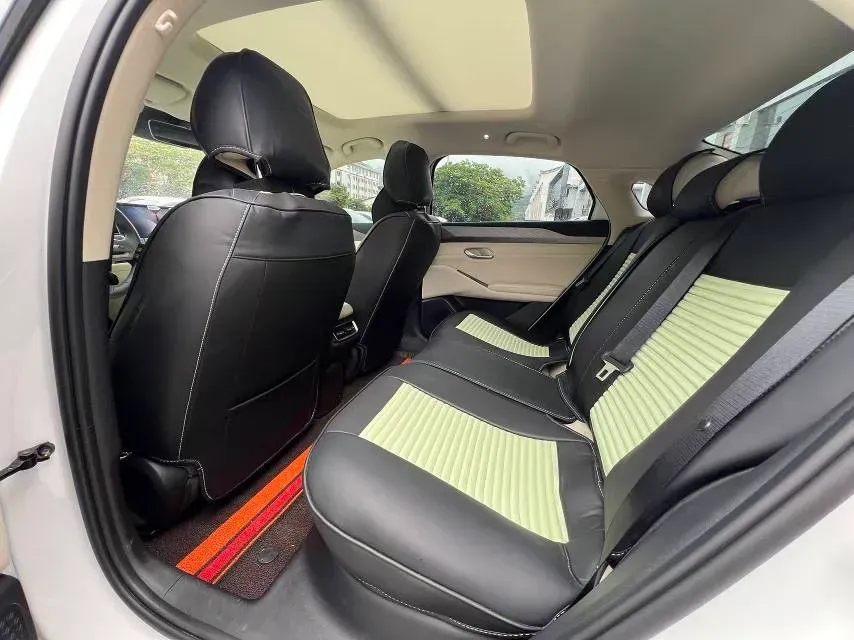 2025 BYD QinL BEV,autocango,china used car exporter,china ev exporter,chinese used car exporter,chinese used ev exporter