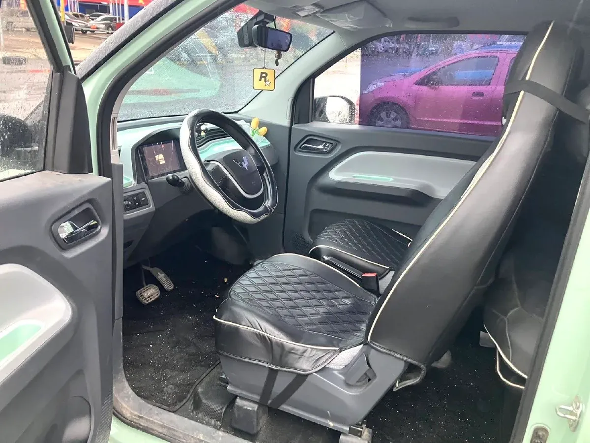 2022 WuLing HongGuang MINI EV BEV 9KWH,autocango,china used car exporter,china ev exporter,chinese used car exporter,chinese used ev exporter