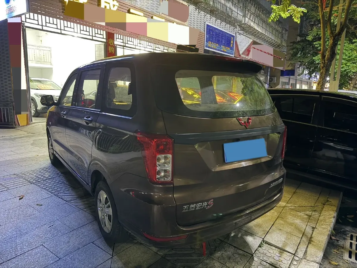 2019 WuLing HongGuang 1.5L 99HP L4 6MT,autocango,china used car exporter,china ev exporter,chinese used car exporter,chinese used ev exporter