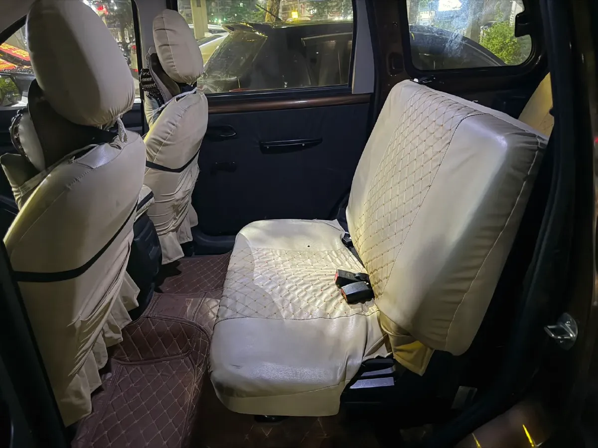 2019 WuLing HongGuang 1.5L 99HP L4 6MT,autocango,china used car exporter,china ev exporter,chinese used car exporter,chinese used ev exporter